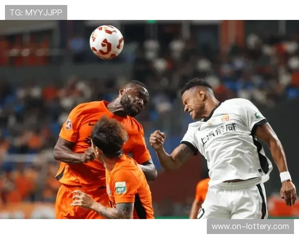 深圳新鹏城3-4云南玉昆，进球大战对攻精彩